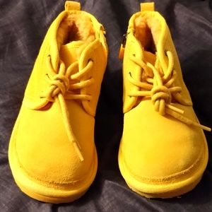 Big Bird yellow unisex Ugg boots toddler 12c